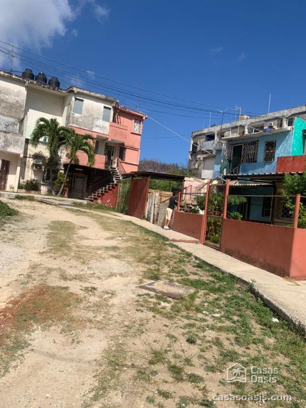 Duplex with 2 bedrooms for sale in Habana del Este, La Habana