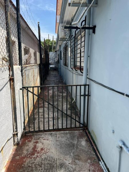 Casa de 3 habitaciones en venta en Santa Amalia, Arroyo Naranjo, La Habana - 15