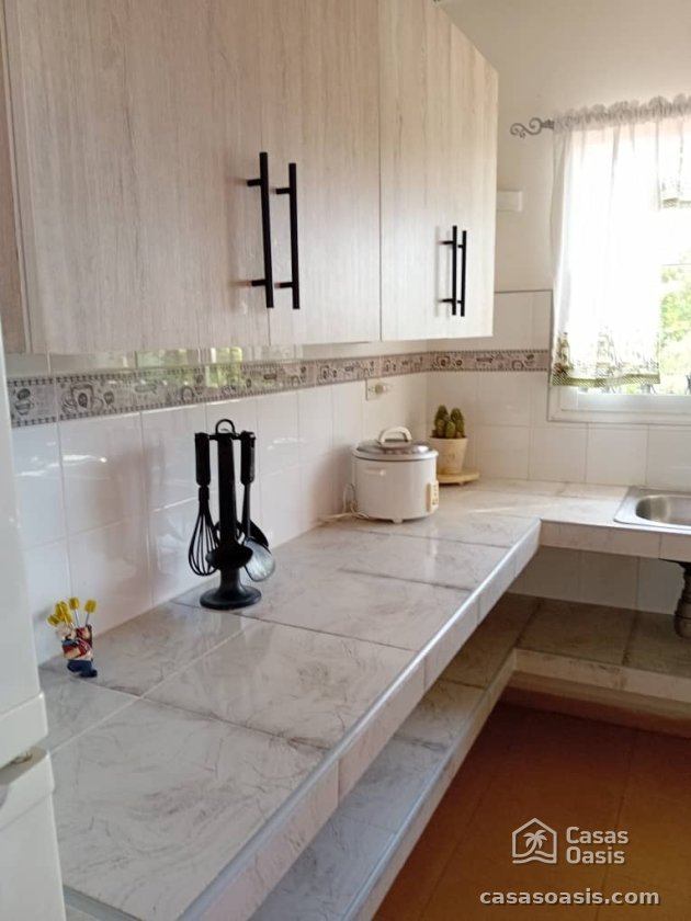 Duplex with 3 bedrooms for sale in Guanabo, Habana del Este, La Habana