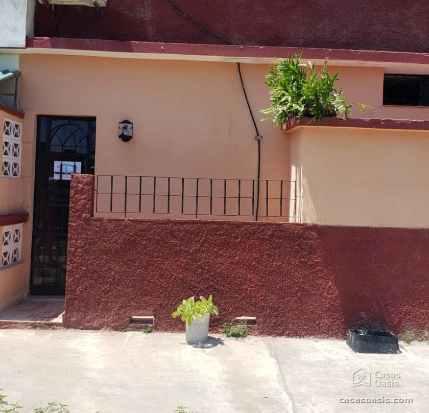 Biplanta de 3 habitaciones en venta en Camarioca, Cárdenas, Matanzas