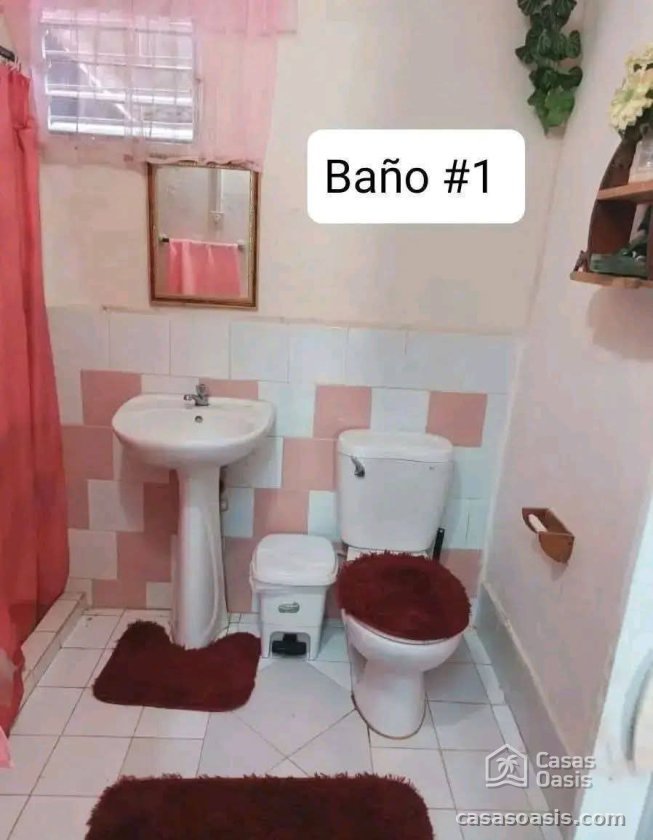 Biplanta de 3 habitaciones en venta en Holguín