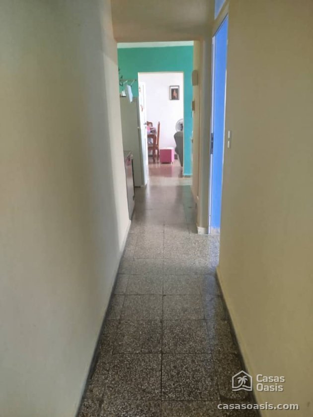 Apartamento de 2 habitaciones en venta en Plaza, Plaza de la Revolución, La Habana