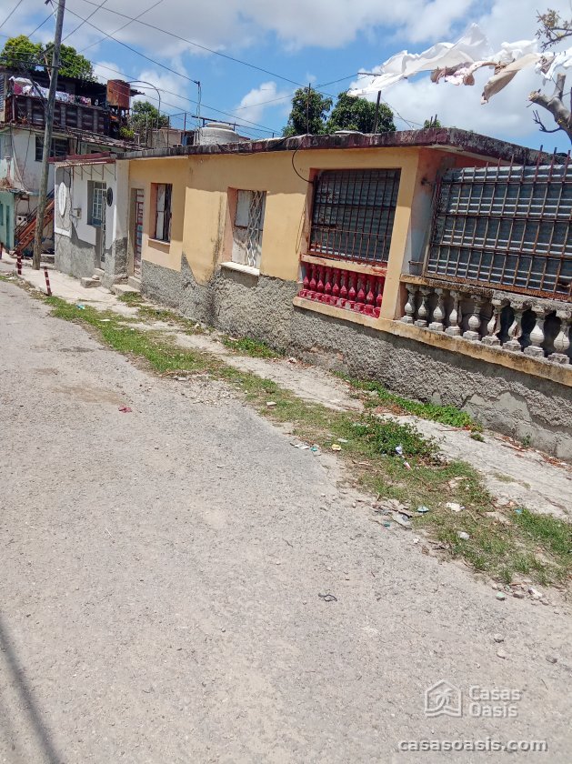 Detached House with 2 bedrooms for sale in Managua, Arroyo Naranjo, La Habana