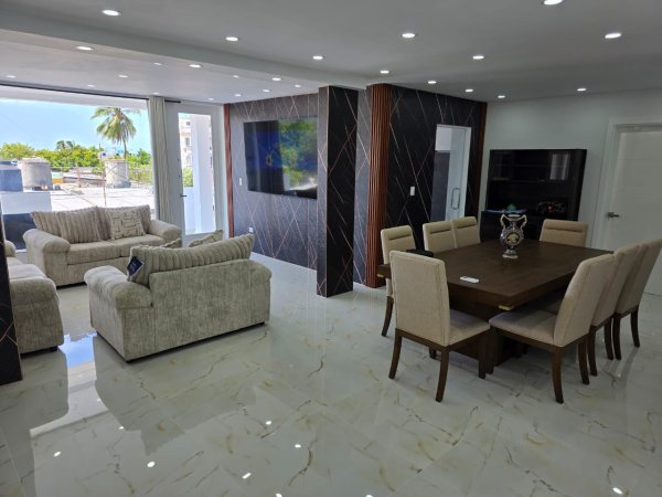 Apartamento de 4 habitaciones en venta en Miramar, Playa, La Habana - 3