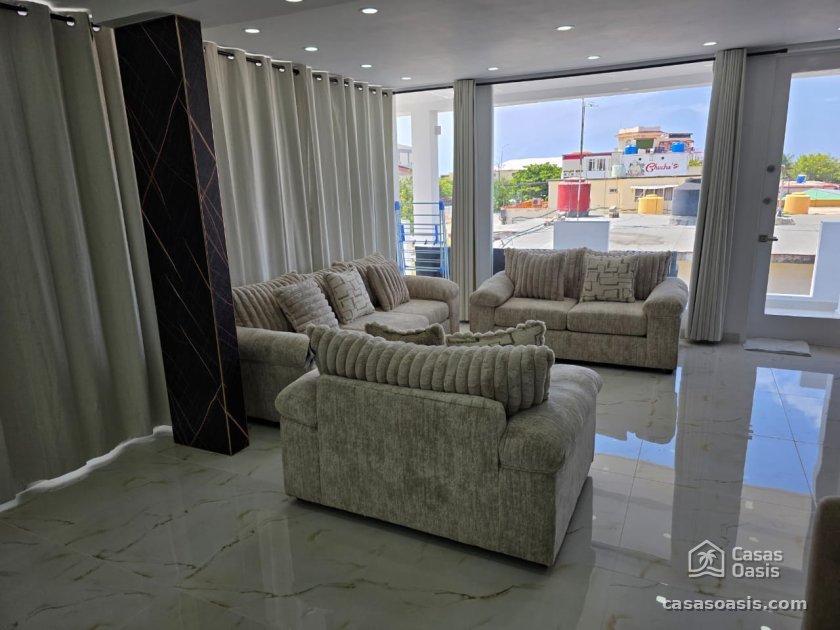 Apartamento de 4 habitaciones en venta en Miramar, Playa, La Habana