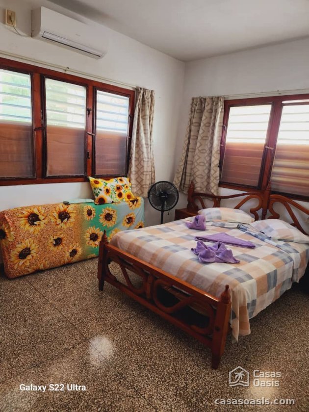 Casa de 6 habitaciones en venta en Guanabo, Habana del Este, La Habana