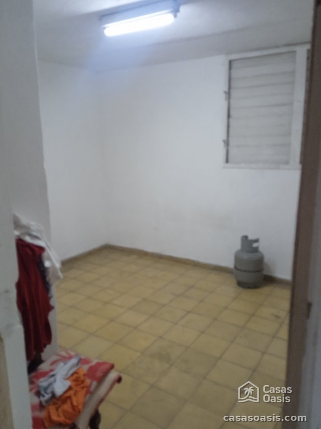 Apartamento de 2 habitaciones en permuta en Habana del Este, La Habana