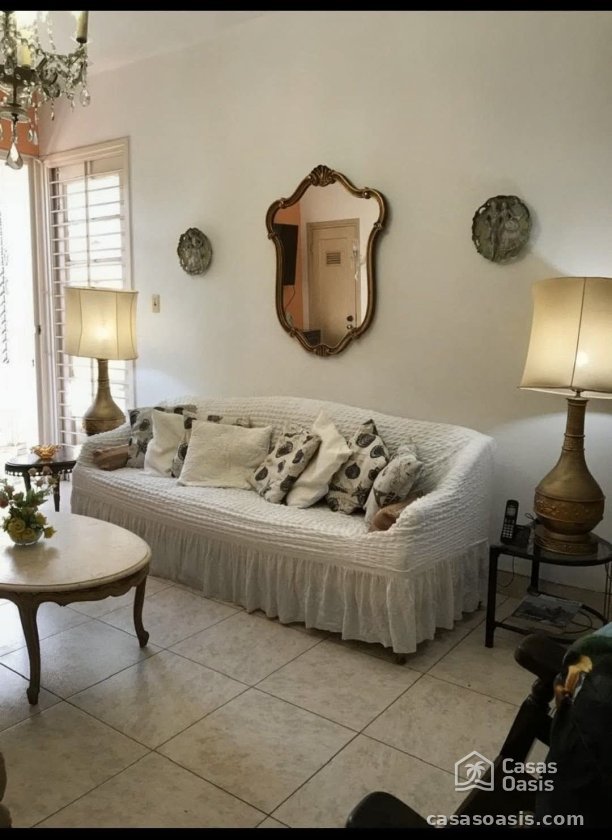 Casa de 3 habitaciones en venta en Vedado - Malecón, Plaza de la Revolución, La Habana