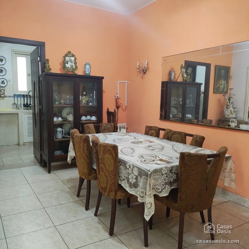 Casa de 3 habitaciones en venta en Vedado - Malecón, Plaza de la Revolución, La Habana