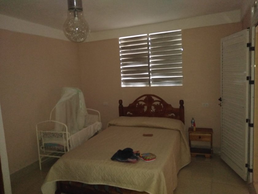 Casa Independiente de 4 habitaciones en venta en Jamaica, Manuel Tames, Guantánamo