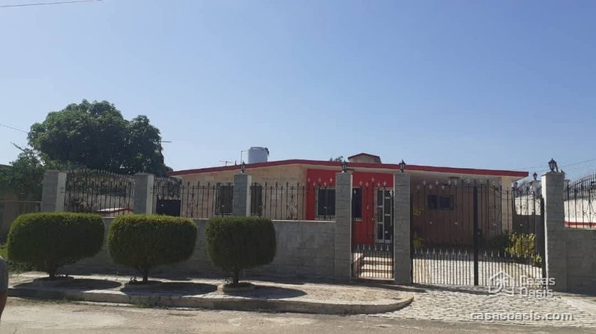 Casa de 3 habitaciones en venta en Fontanar, Boyeros, La Habana