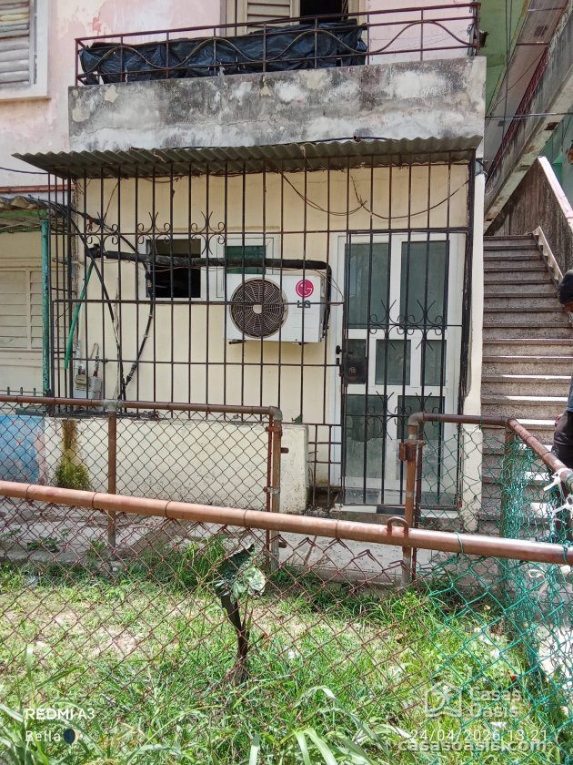 Casa de 1 habitación en venta en Marianao, La Habana