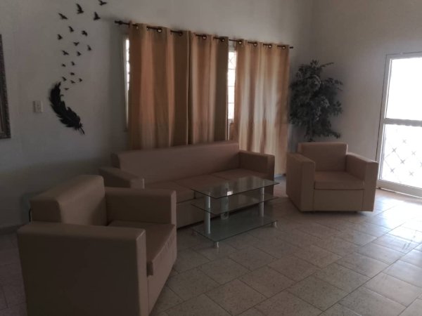 Casa Independiente de 4 habitaciones en venta en Plaza, Plaza de la Revolución, La Habana - 2