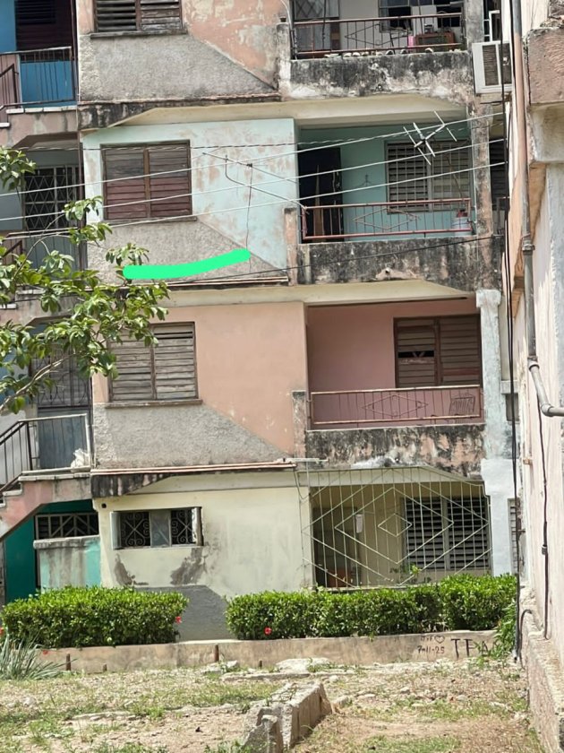 Apartamento de 2 habitaciones en venta en Roble, Guanabacoa, La Habana