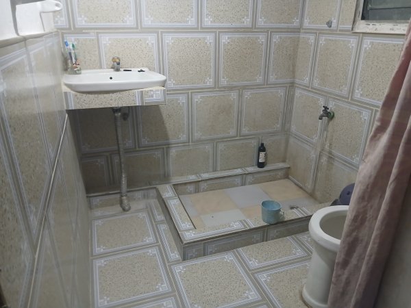 Casa Independiente de 2 habitaciones en venta en Guanabacoa, La Habana - 10