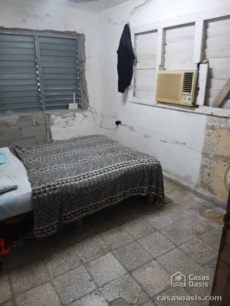 Casa Independiente de 2 habitaciones en venta en Guanabacoa, La Habana - 3
