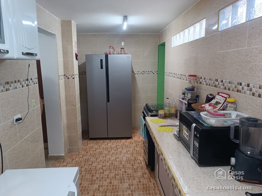 Casa Independiente de 2 habitaciones en venta en La Lisa, La Habana