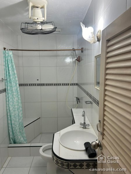 Biplanta de 3 habitaciones en venta en Cojímar, Habana del Este, La Habana - 20