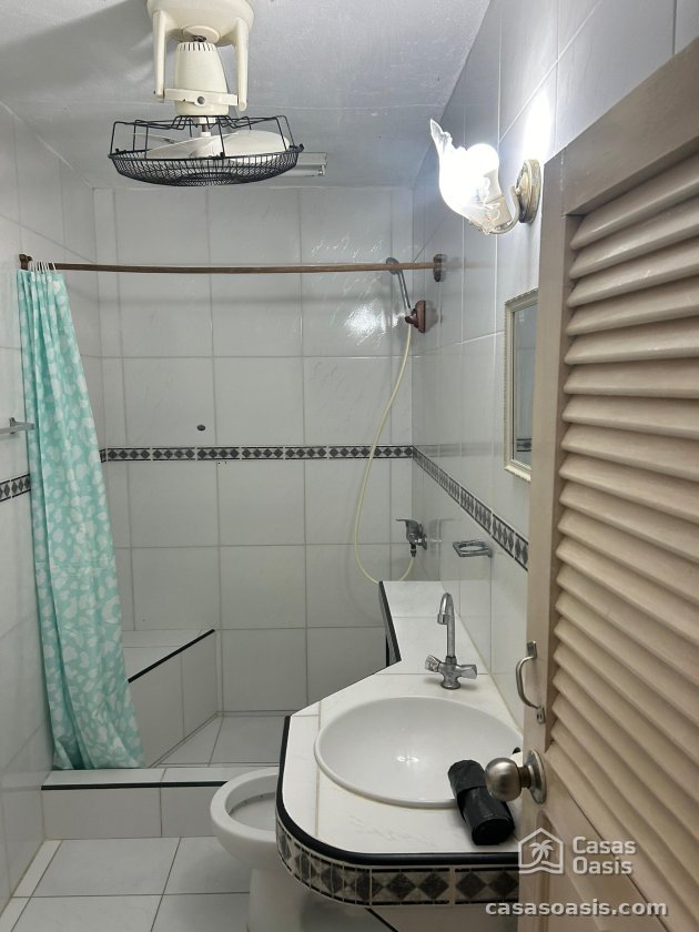 Biplanta de 3 habitaciones en venta en Cojímar, Habana del Este, La Habana