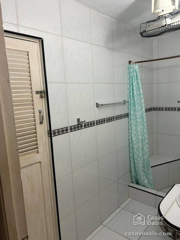Biplanta de 3 habitaciones en venta en Cojímar, Habana del Este, La Habana