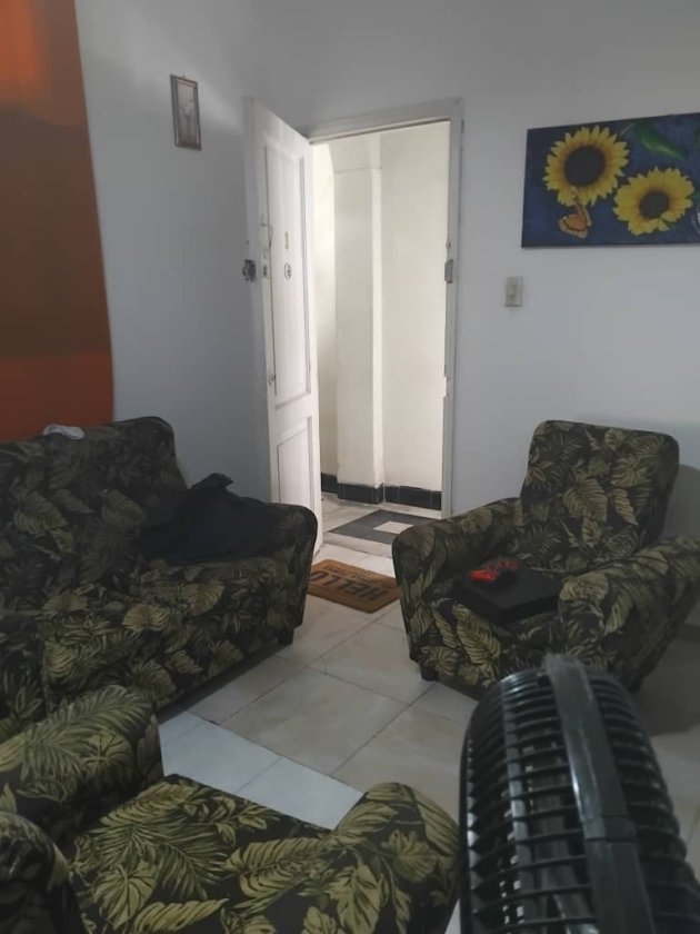 Apartamento de 2 habitaciones en venta en Vedado - Malecón, Plaza de la Revolución, La Habana