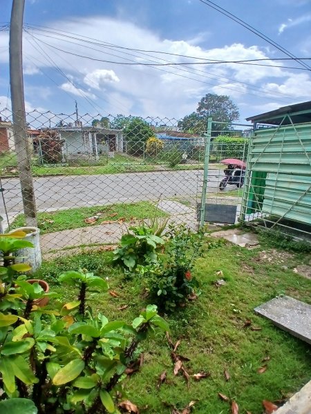 House with 3 bedrooms for sale in Chibás, Guanabacoa, La Habana - 2