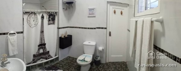 Casa Independiente de 3 habitaciones en venta en Guanabo, Habana del Este, La Habana - 2