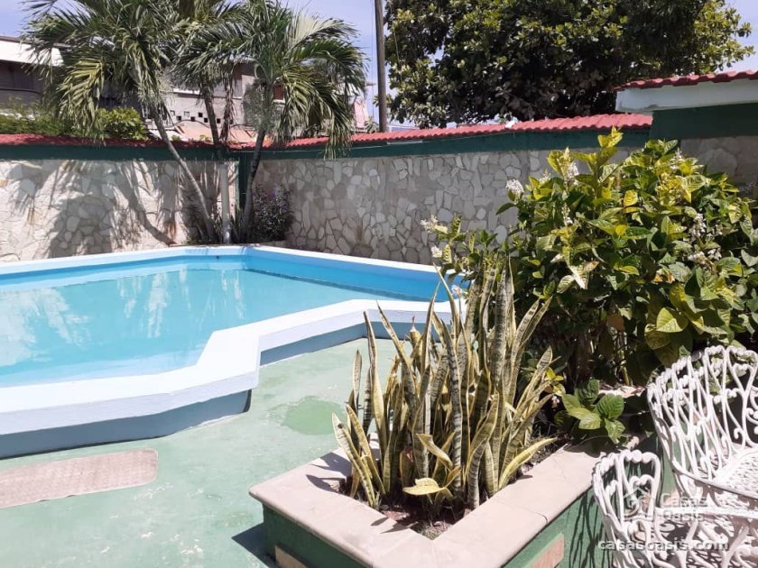 Detached House with 5 bedrooms for sale in Guanabo, Habana del Este, La Habana