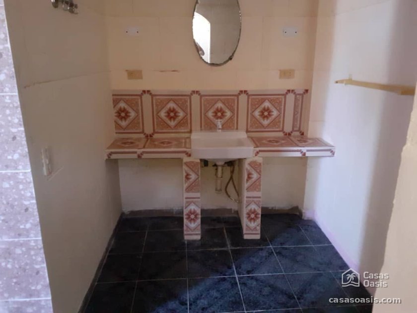 Detached House with 5 bedrooms for sale in Guanabo, Habana del Este, La Habana
