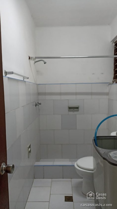Casa Independiente de 2 habitaciones en venta en Habana Vieja, La Habana