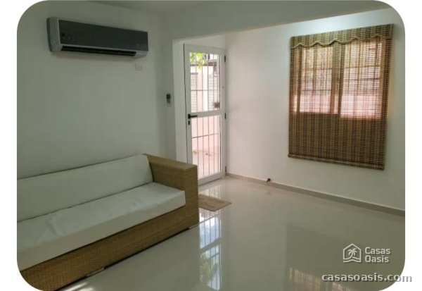 Casa Independiente de 5 habitaciones en venta en Santa Marta, Cárdenas, Matanzas - 2