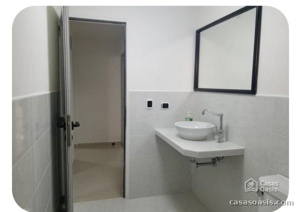 Casa Independiente de 5 habitaciones en venta en Santa Marta, Cárdenas, Matanzas - 6