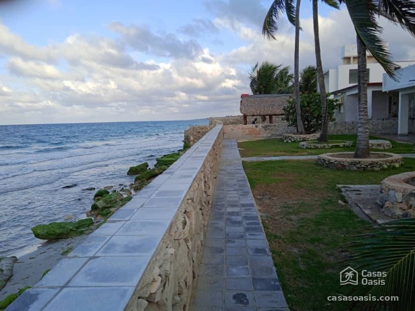 House with 4 bedrooms for sale in Guanabo, Habana del Este, La Habana
