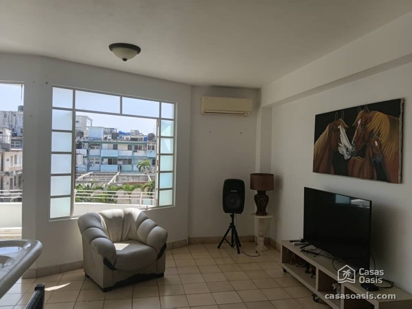 Apartamento de 3 habitaciones en venta en Vedado - Malecón, Plaza de la Revolución, La Habana