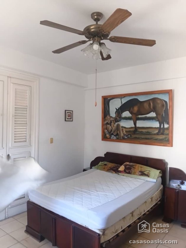Apartamento de 3 habitaciones en venta en Vedado - Malecón, Plaza de la Revolución, La Habana
