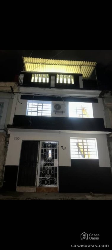 Casa de 2 habitaciones en venta en Centro Habana, La Habana