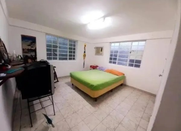 Biplanta de 4 habitaciones en venta en Aldabó, Boyeros, La Habana - 8