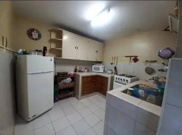 Biplanta de 4 habitaciones en venta en Aldabó, Boyeros, La Habana