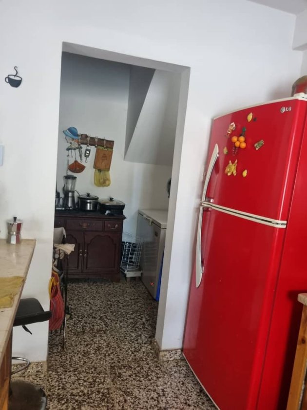 Casa Independiente de 4 habitaciones en venta en La Lisa, La Habana