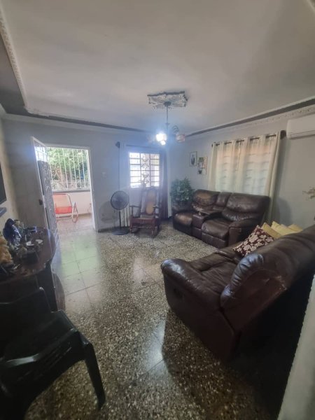 Detached House with 3 bedrooms for sale in Libertad, Marianao, La Habana - 12