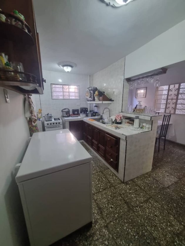 Casa Independiente de 3 habitaciones en venta en Libertad, Marianao, La Habana