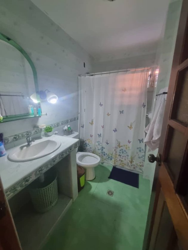 Casa Independiente de 3 habitaciones en venta en Libertad, Marianao, La Habana