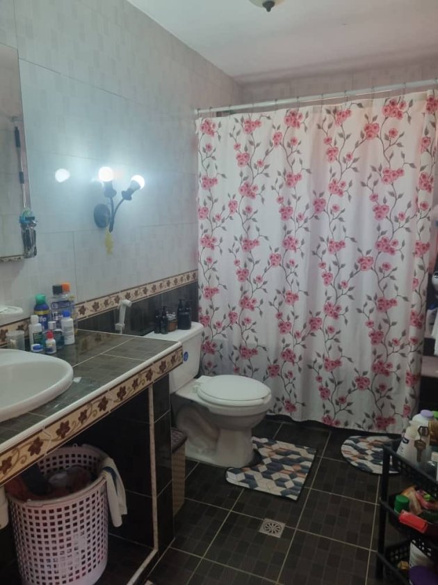 Casa Independiente de 3 habitaciones en venta en Libertad, Marianao, La Habana