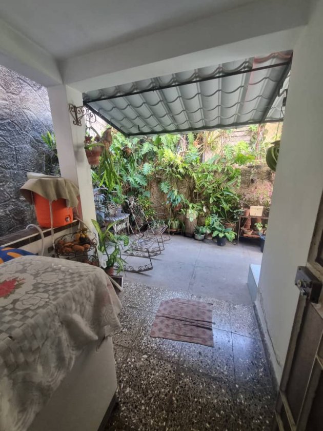 Casa Independiente de 3 habitaciones en venta en Libertad, Marianao, La Habana