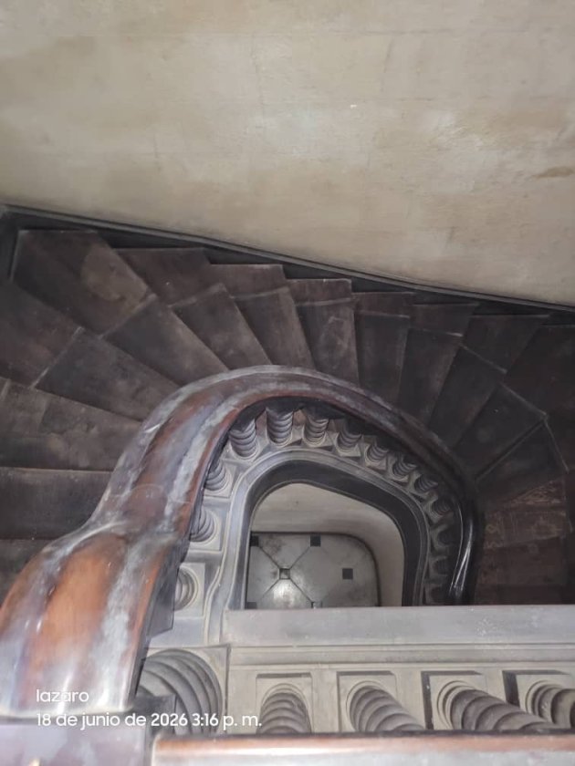 Casa Colonial de 5 habitaciones en venta en Vedado - Malecón, Plaza de la Revolución, La Habana