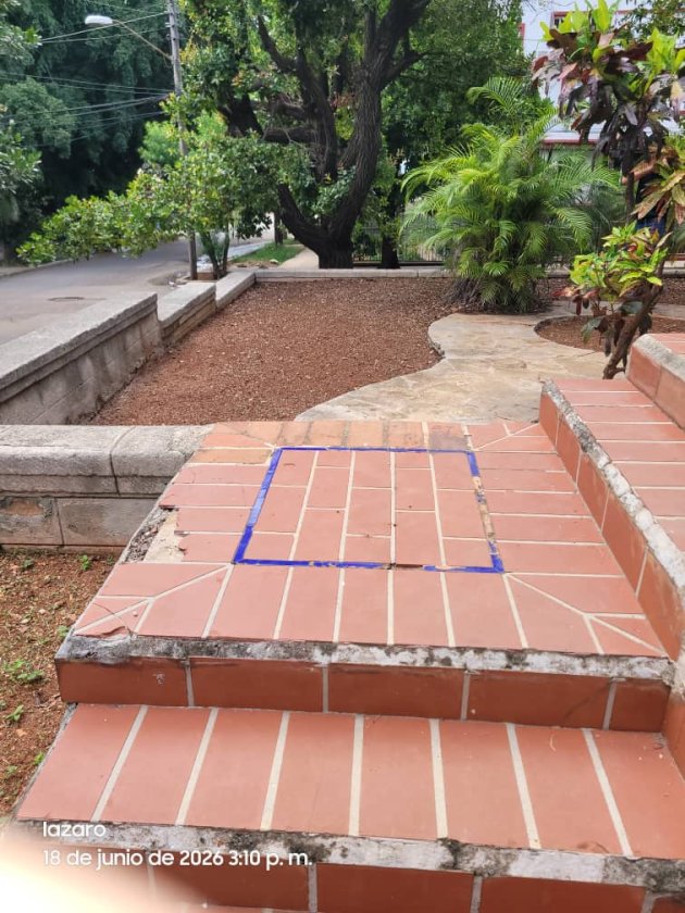 Casa Colonial de 5 habitaciones en venta en Vedado - Malecón, Plaza de la Revolución, La Habana