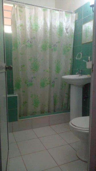 Casa Independiente de 5 habitaciones en venta en La Lisa, La Habana - 9