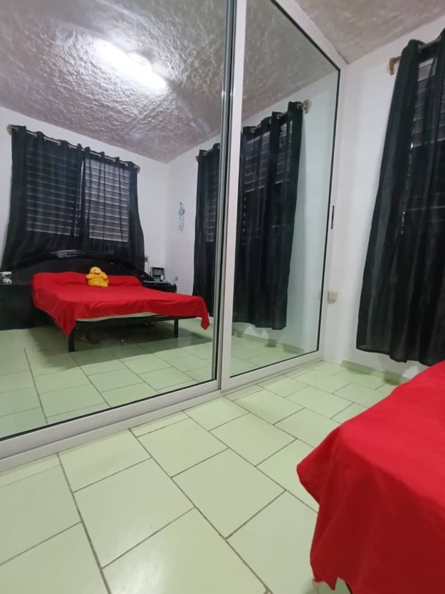 Casa Independiente de 3 habitaciones en venta en Cerro, La Habana
