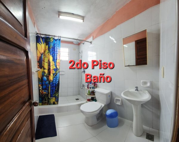 Detached House with 5 bedrooms for sale in Marianao, La Habana - 4