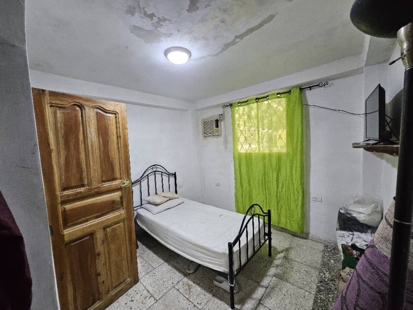 Apartamento de 2 habitaciones en venta en Centro Habana, La Habana